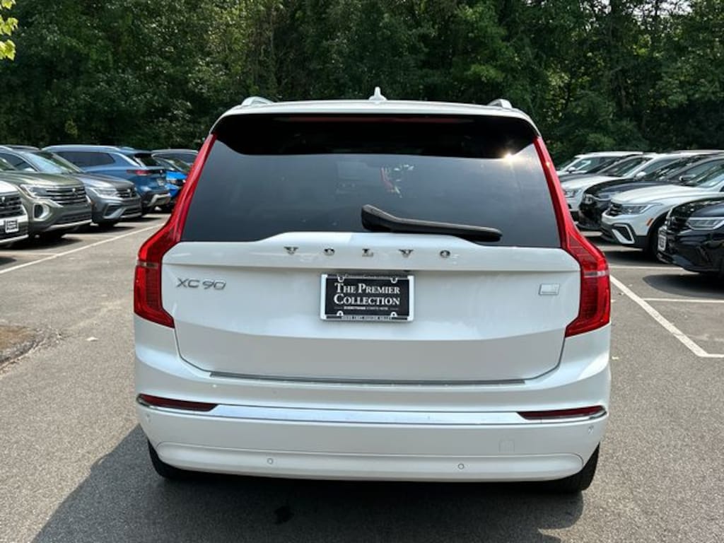 Certified 2024 Volvo XC90 plug-in hybrid T8 Plus Bright 7-Seater SUV