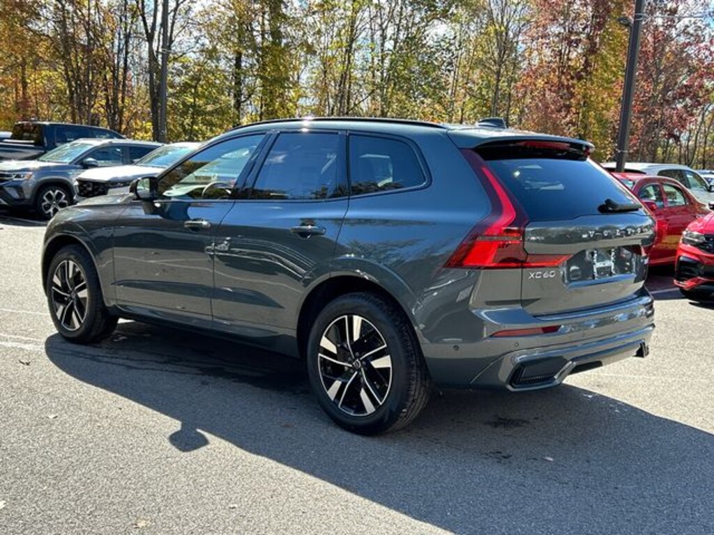 New 2026 Volvo XC60 B5 Plus SUV