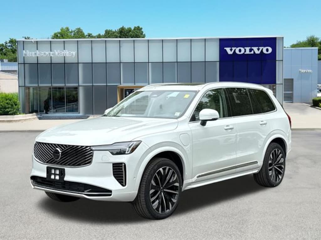 New 2026 Volvo XC90 plug-in hybrid T8 Ultra 7-Seater SUV