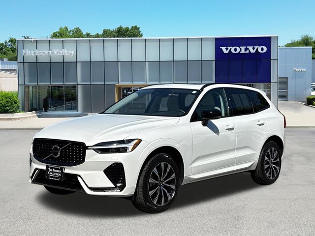 2024 Volvo XC60 B5 Core Dark Theme AWD's photo