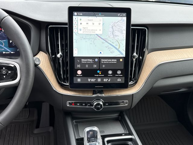 2026 Volvo XC60 Plus - Photo 15