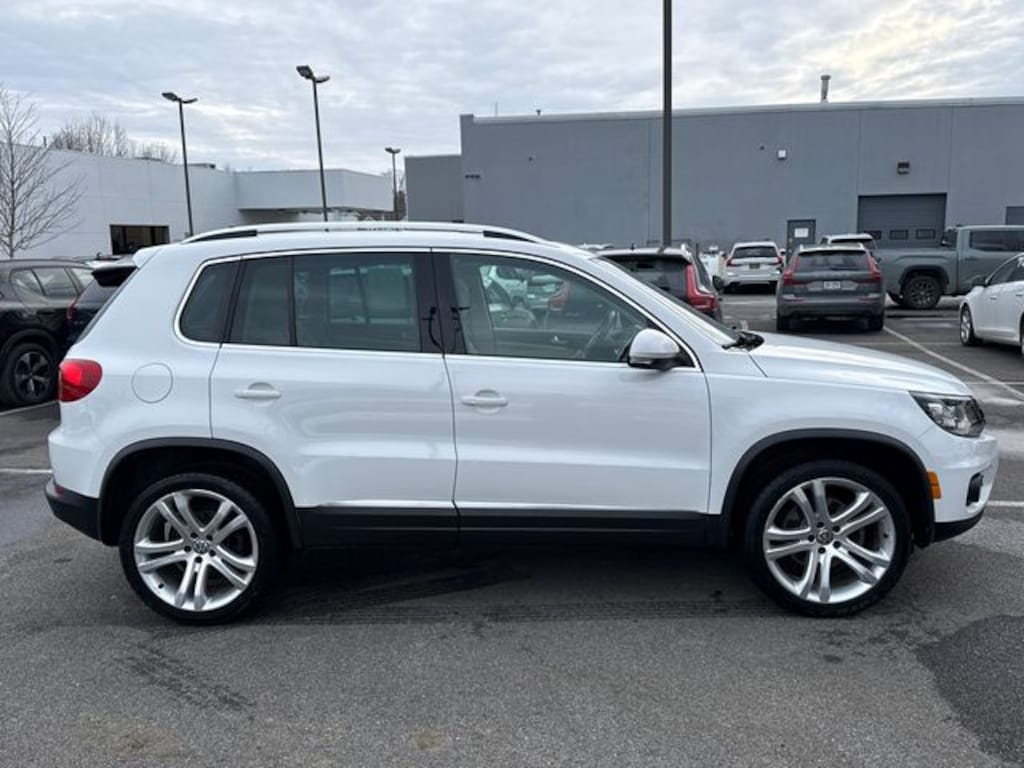 Used 2013 Volkswagen Tiguan SUV
