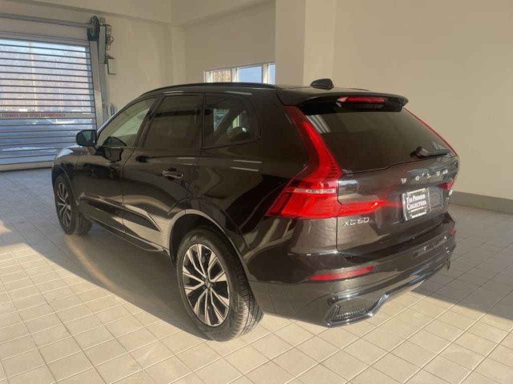 Certified 2025 Volvo XC60 B5 Core SUV