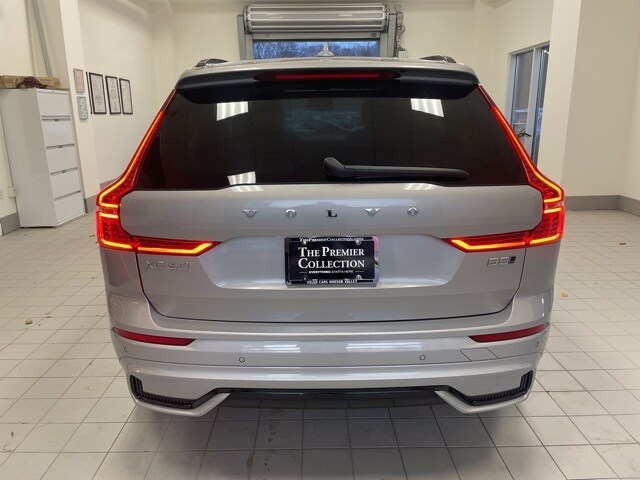 2025 Volvo XC60 B5 Plus photo 3