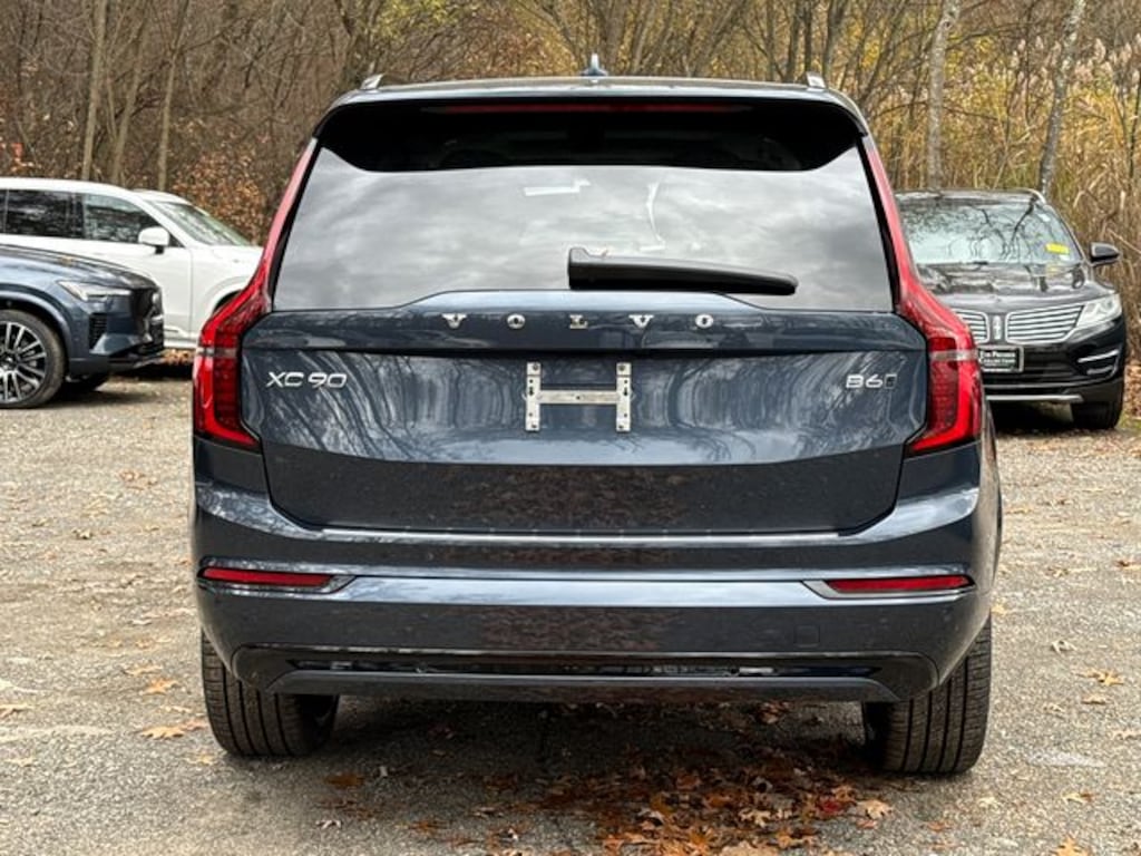 New 2026 Volvo XC90 B6 Ultra Dark Theme 7-Seater SUV