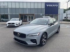 2025 Volvo S60 B5 Core Sedan