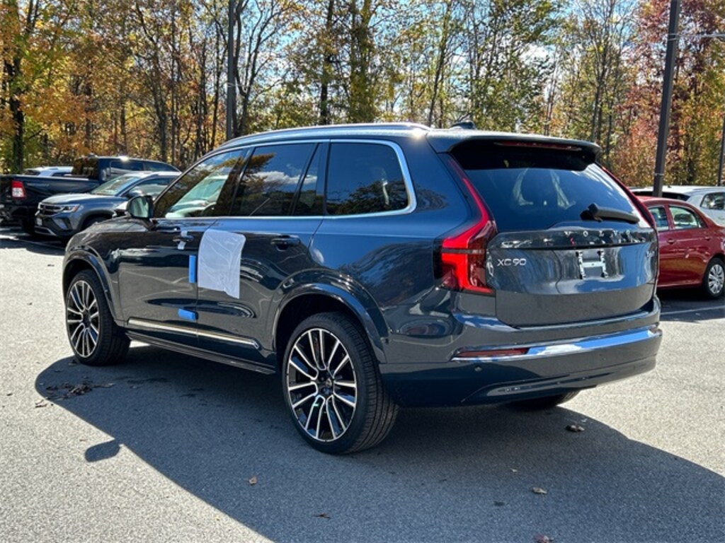 New 2026 Volvo XC90 B6 Plus 7-Seater SUV