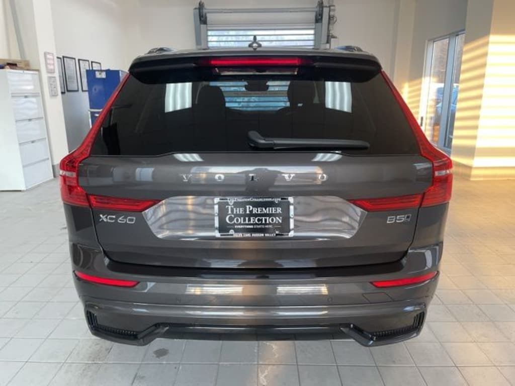 Certified 2025 Volvo XC60 B5 Plus SUV