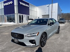 2025 Volvo S60 B5 Plus Sedan