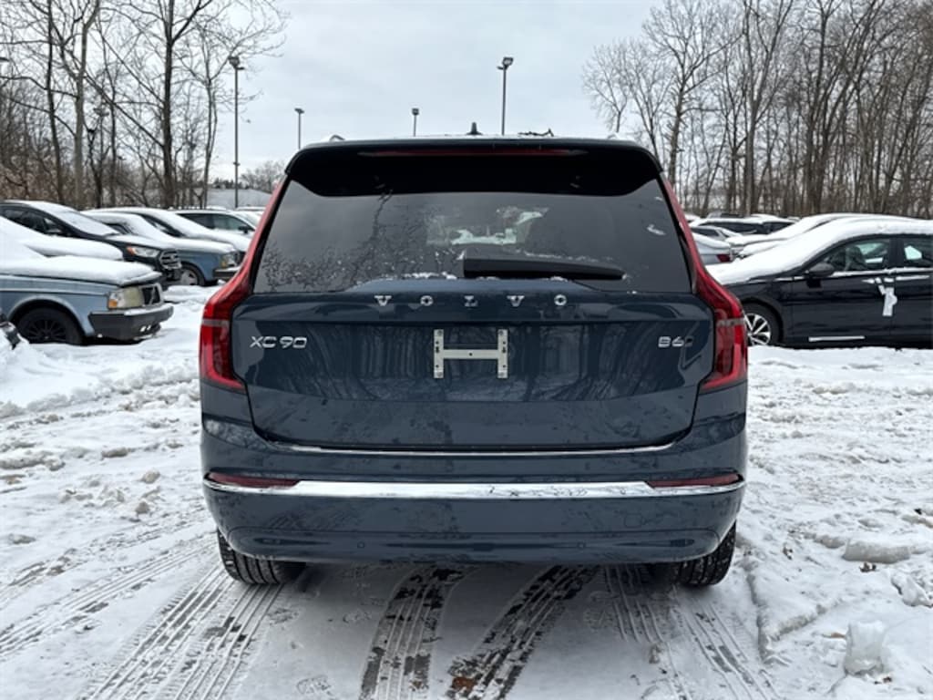 New 2026 Volvo XC90 B6 Plus 7-Seater SUV