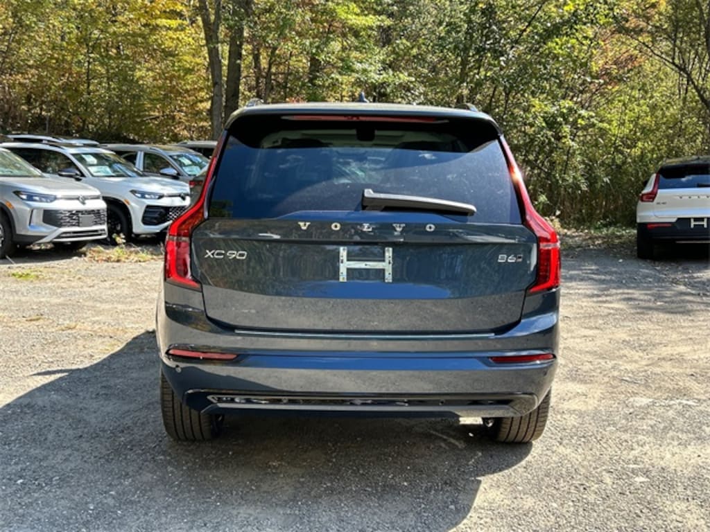 New 2026 Volvo XC90 B6 Ultra Dark Theme 7-Seater SUV