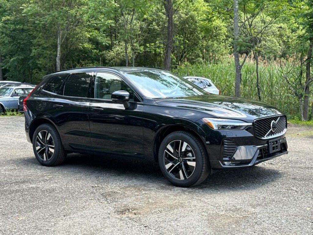 New 2026 Volvo XC60 B5 Plus SUV