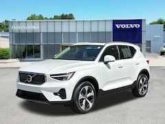 2025 Volvo XC40 B5 Plus Bright Theme SUV