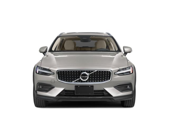 2024 Volvo V60 Cross Country B5 Plus photo 4