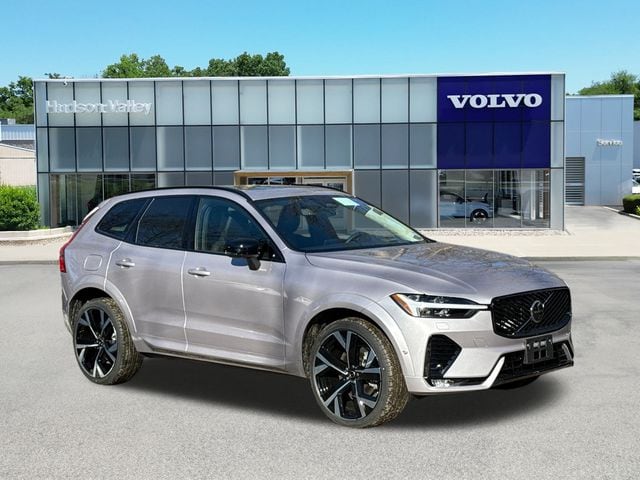 2026 Volvo XC60 B5 Ultra Dark AWD's photo