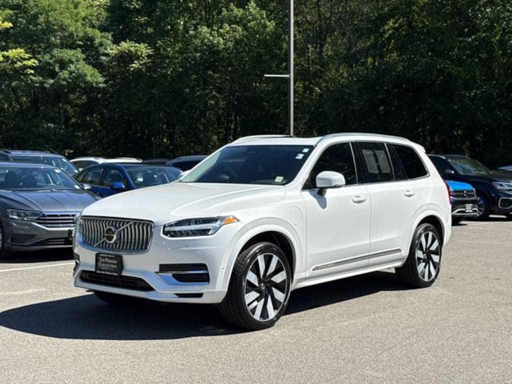 Certified 2024 Volvo XC90 plug-in hybrid T8 Plus Bright 7-Seater SUV