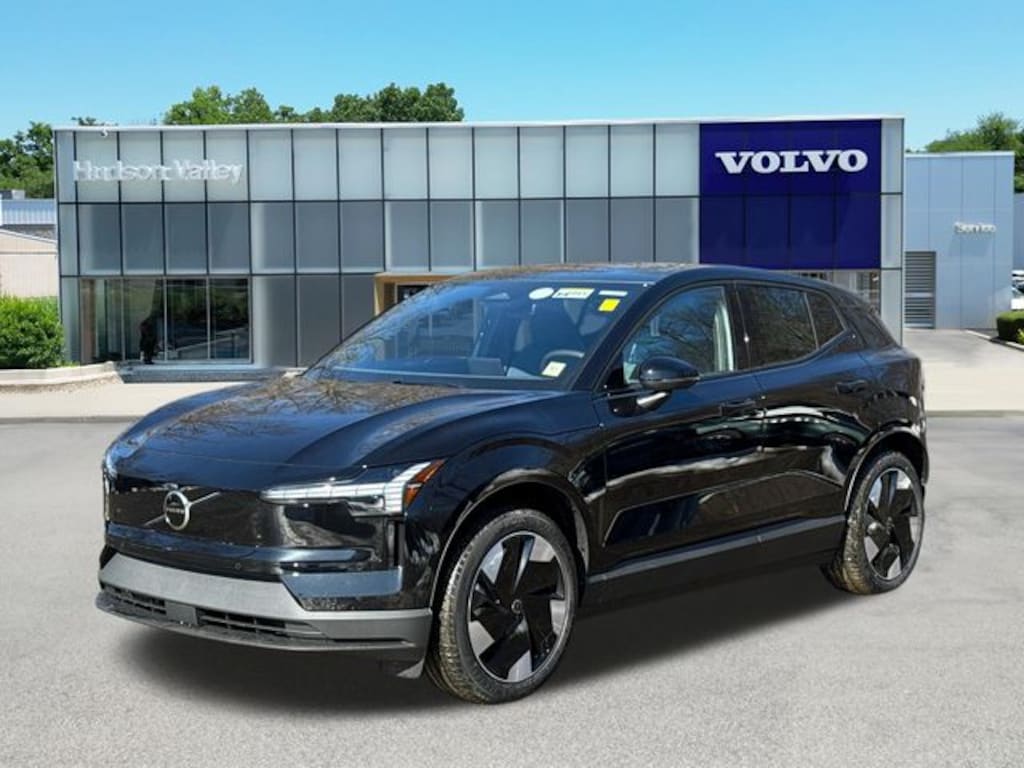 New 2026 Volvo EX30 Twin Motor Plus SUV