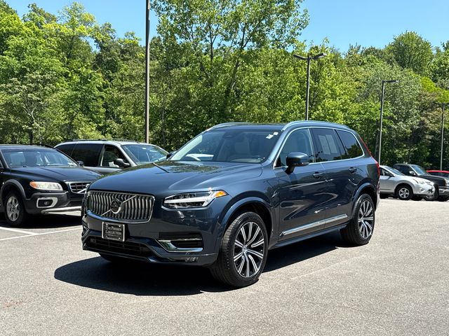 2025 Volvo XC90 B5 Core Bright 4WD's photo