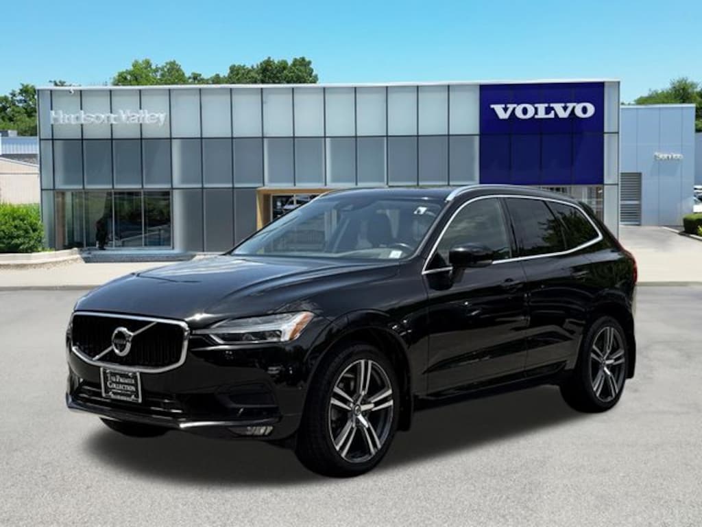 Used 2018 Volvo XC60 T6 AWD Momentum SUV