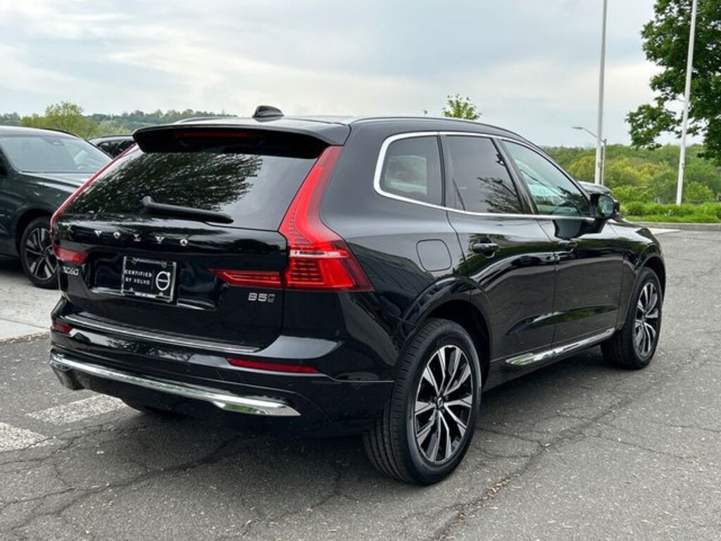 Used 2023 Volvo XC60 B5 AWD Plus Bright SUV