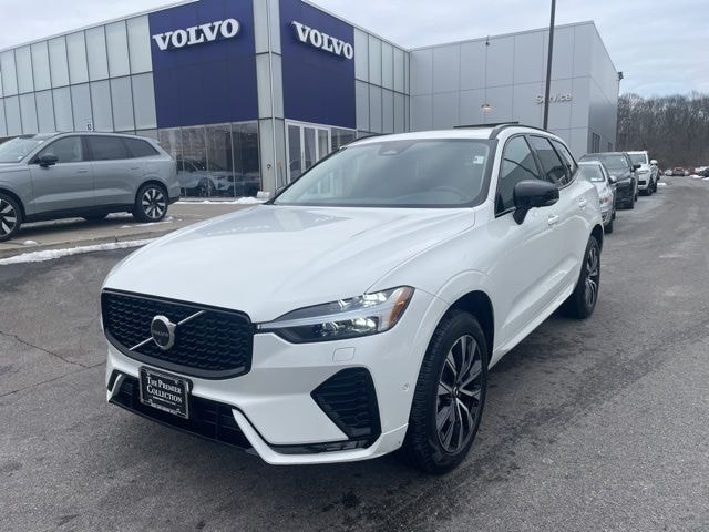 2025 Volvo XC60 B5 Plus SUV