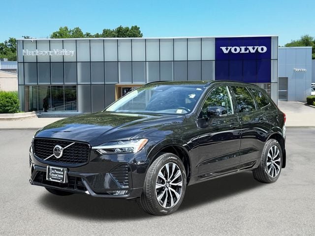2025 Volvo XC60 B5 Core Dark AWD's photo