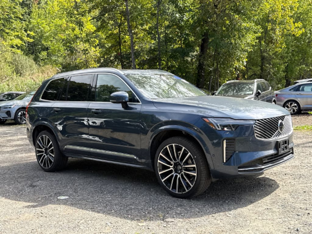 New 2026 Volvo XC90 B6 Plus 7-Seater SUV