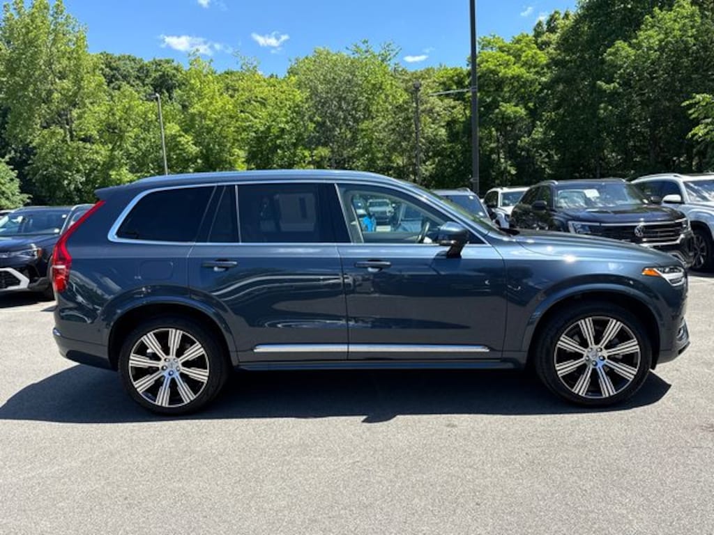 Certified 2025 Volvo XC90 B6 Plus 7-Seater SUV