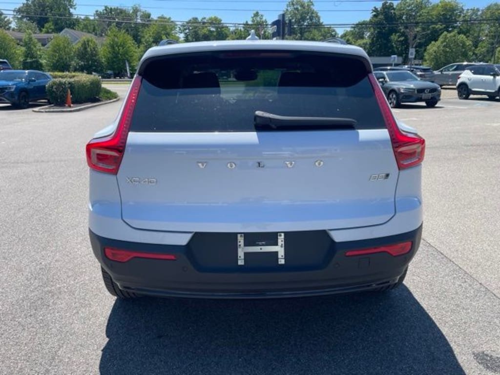 Used 2026 Volvo XC40 B5 Plus SUV