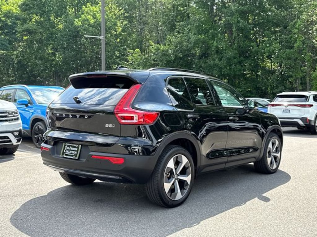 Certified 2026 Volvo XC40 B5 Plus SUV