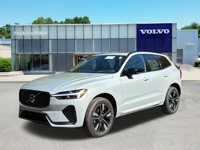 2027 Volvo XC60 B5 Core AWD SUV