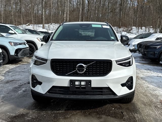 2026 Volvo XC40 Plus - Photo 6