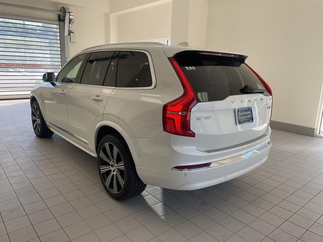 2024 Volvo XC90 Plus photo 2
