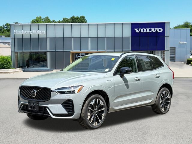 2026 Volvo XC60 T8 Plus Dark AWD's photo
