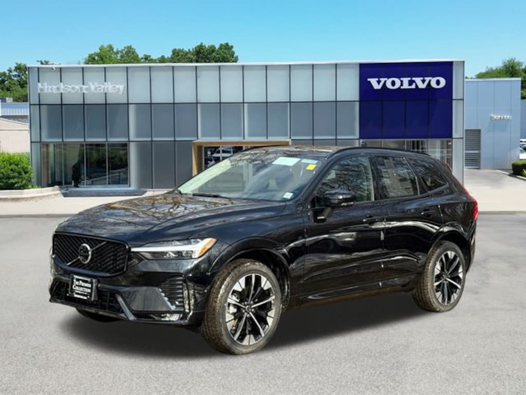New 2026 Volvo XC60 B5 Plus SUV