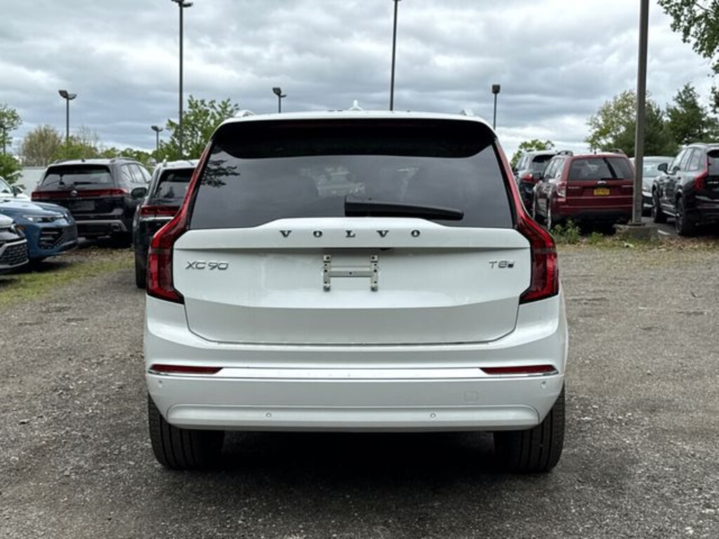 New 2026 Volvo XC90 plug-in hybrid T8 Ultra 7-Seater SUV