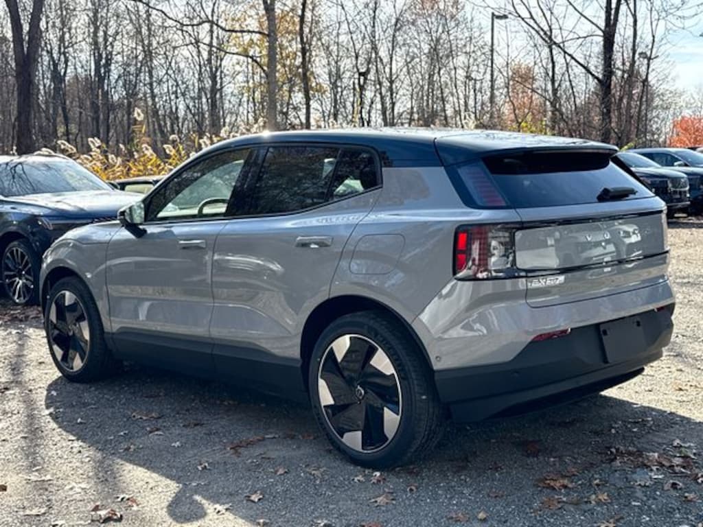 New 2025 Volvo EX30 Twin Motor Ultra SUV