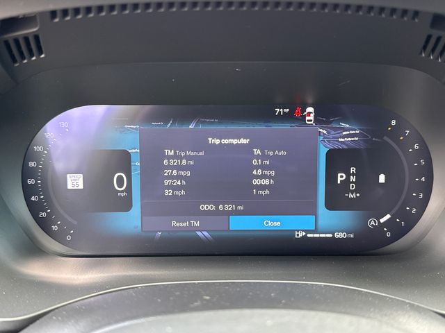 2026 Volvo XC60 Plus - Photo 17