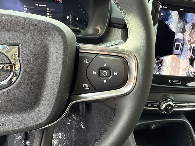 2026 Volvo XC40 Plus - Photo 14