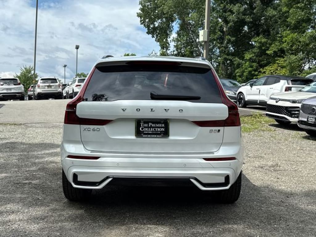 New 2026 Volvo XC60 B5 Ultra SUV