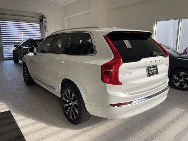 2024 Volvo XC90 B5 Plus photo 2