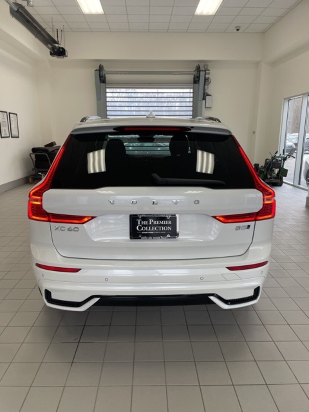 Certified 2025 Volvo XC60 B5 Plus SUV