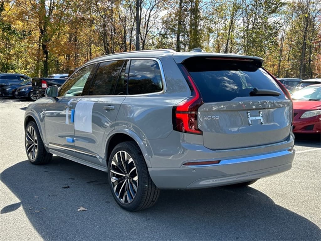 New 2026 Volvo XC90 B6 Plus 7-Seater SUV