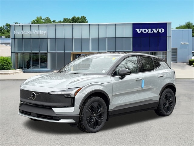 2026 Volvo EX30 Twin Motor Cross Country Ultra SUV