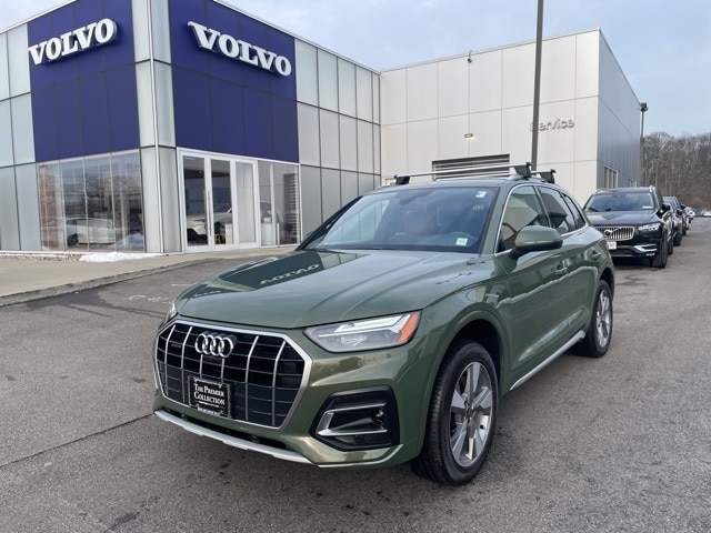 2023 Audi Q5 Premium Plus's photo