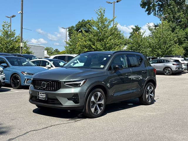 2026 Volvo XC40