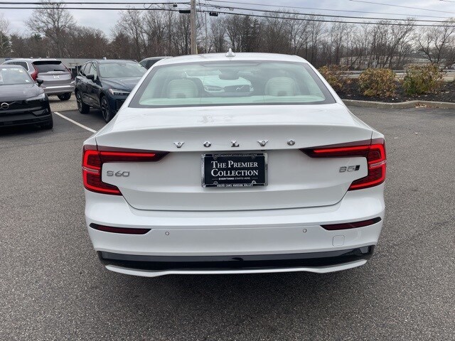 2024 Volvo S60 B5 Core photo 3