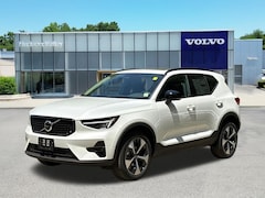 2026 Volvo XC40 B5 Plus AWD SUV