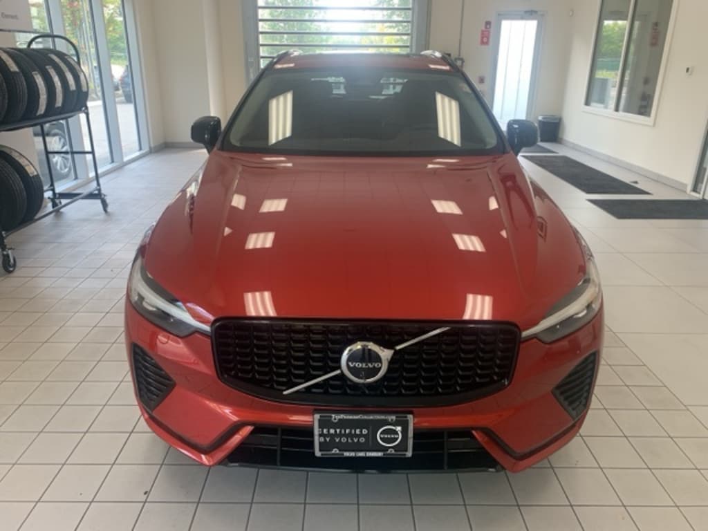 Certified 2023 Volvo XC60 B5 AWD Plus Dark SUV