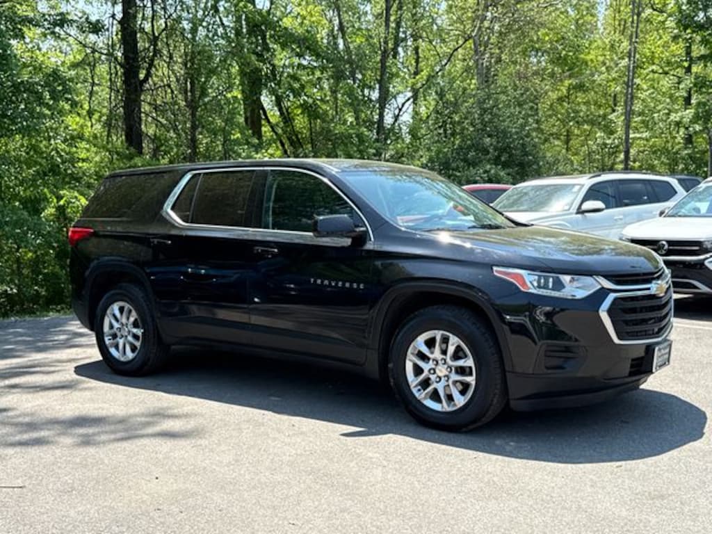 Used 2018 Chevrolet Traverse LS w/1LS SUV